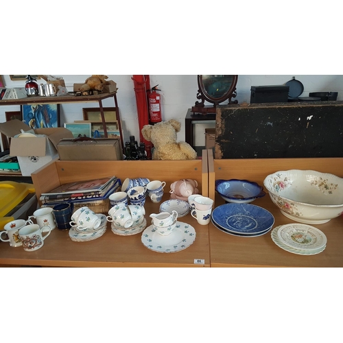 86 - Quantity of mixed china including blue & white, commemorative ware etc.