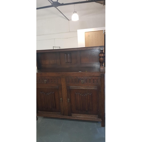 211 - Oak sideboard