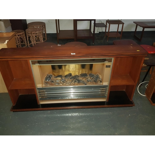 552 - Vintage fire surround with electric fire