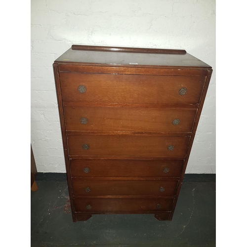 670 - 6 draw chest of drawers