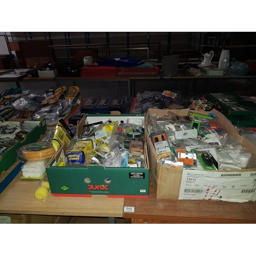 711 - Quantity of miscellaneous electrical items including switches, cables etc