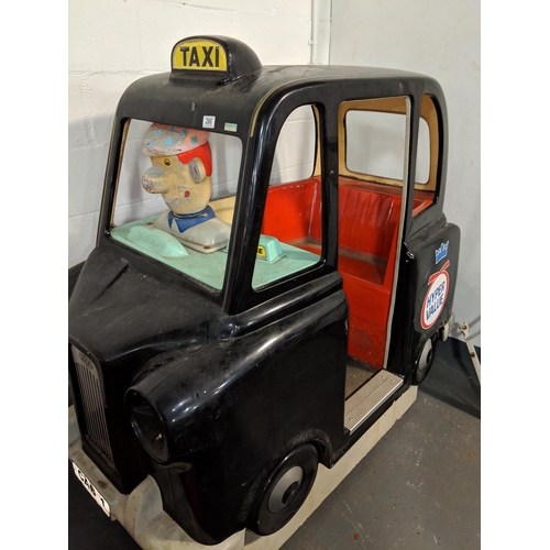 286 - Black cab/Taxi- coin operated fairground/ kids ride (as found)