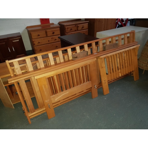 864 - A wooden Futon bed frame