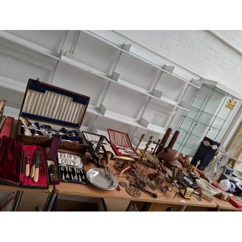 51 - A quantity of brass and metalware etc.