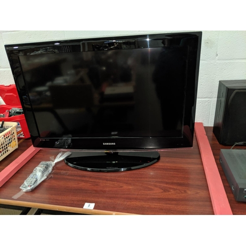 8 - Samsung TV with remote ( 32 inch)