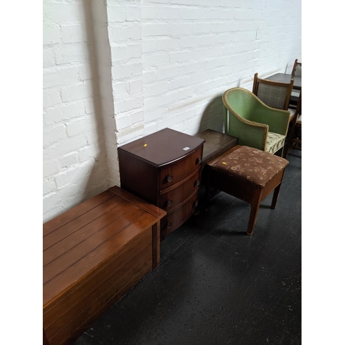 517 - Quantity of small furniture to include a three drawer chest, lloyd loom chair etc.