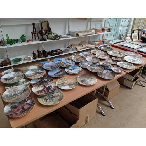 33 - A quantity of collectors plates