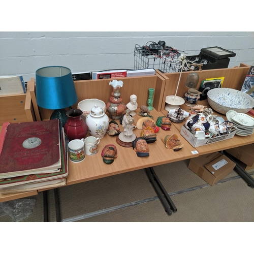 11 - Mixed glass and china etc including The London Illustrated News etc.