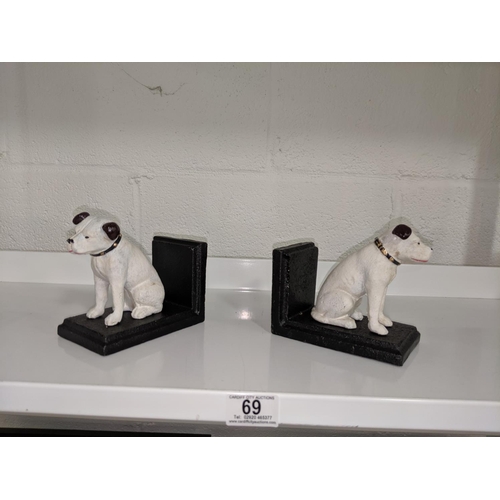 69 - A pair of cast iron Nipper dog bookends