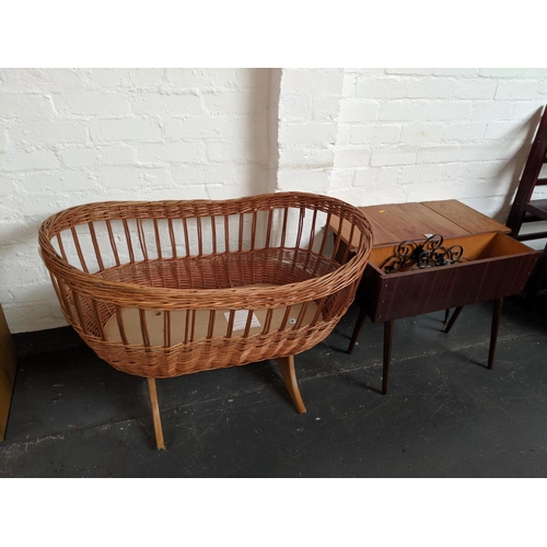 847 - An oak sewing box, planter and wicker moses basket