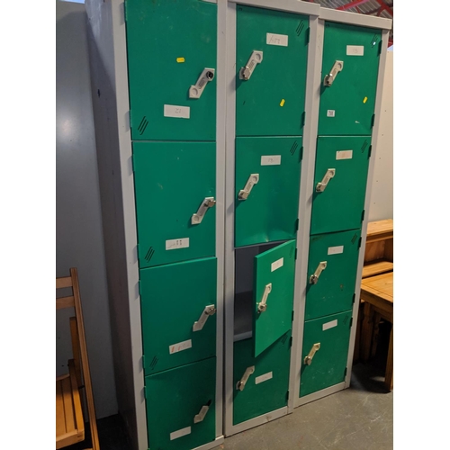 733 - 3 x four door green lockers