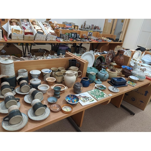 26 - A quantity of pottery including coffee sets, Denby etc.