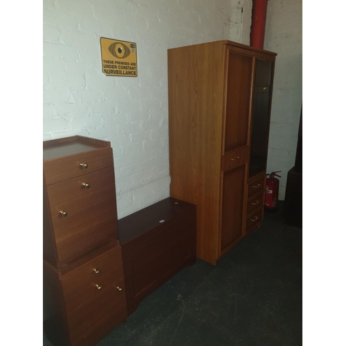 816 - A bedroom compactum, two bedside cabinets and a wooden storage box
