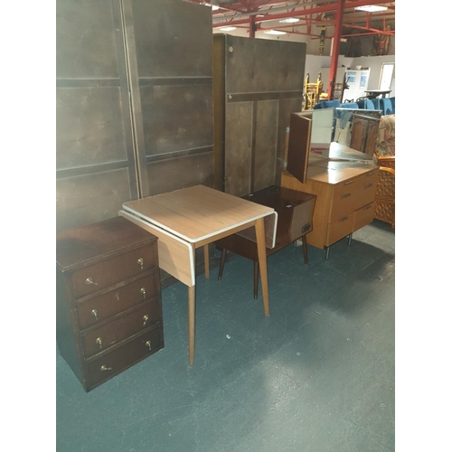 826 - A dressing table, radiogram, dropleaf dining table and a bedside cabinet