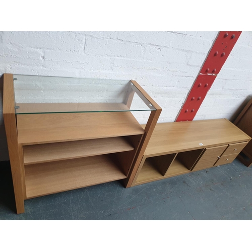510 - A solid oak shelving unit and a cabinet