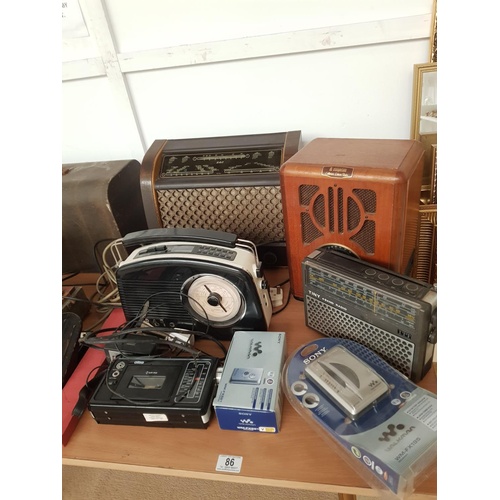 86 - A vintage GEC valve radio, Steepltone collectors edition radio etc