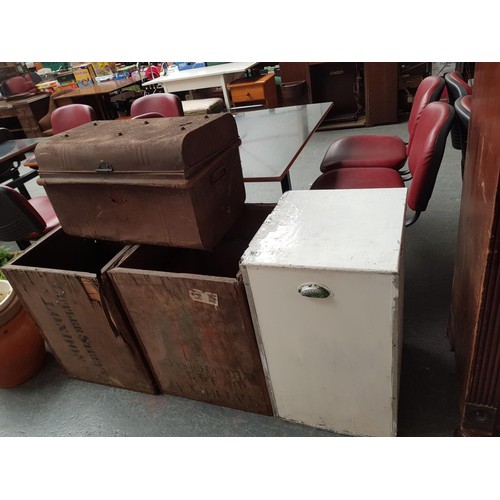 567 - Tea chests, trunks, storage box etc