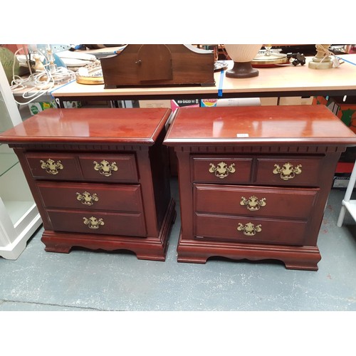 578 - A pair of mahogany bedside cabinets