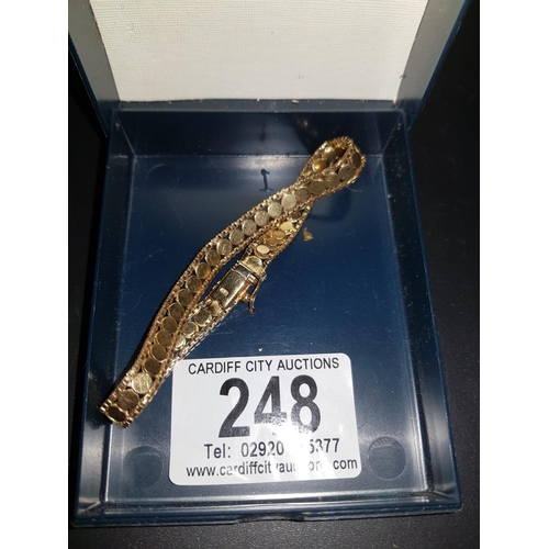 248 - A 9K gold flat chain bracelet (10 grams)