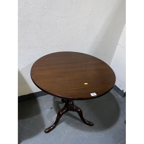 108 - A Georgian mahogany tilt top occasional table