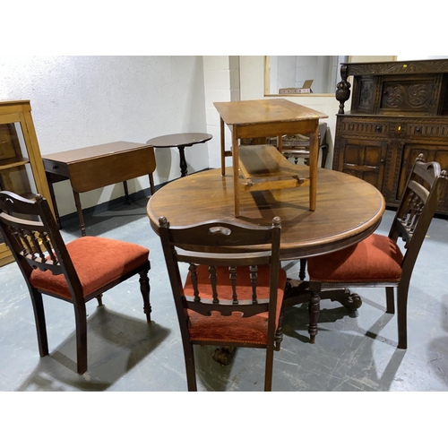 117 - A Victorian mahogany circular tilt top dining table and four Edwardian dining chairs and a coffee ta... 