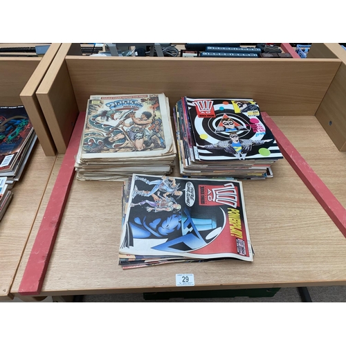 29 - A collection of 1980s 2000AD/ Judge Dredd comic books