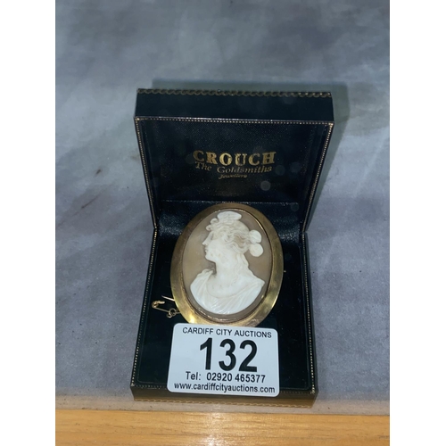 132 - A 9ct gold large cameo brooch