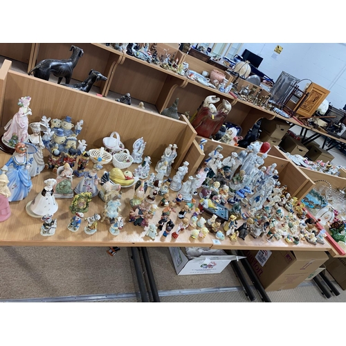 21 - Mixed miscellaneous china collectable figures