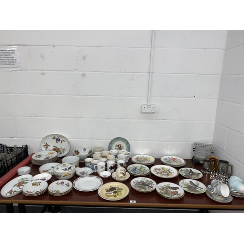 40 - Mixed fine china including Royal Worcester etc.