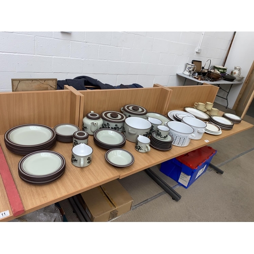 12 - A Hornsea Prelude part dinner service and some Denby