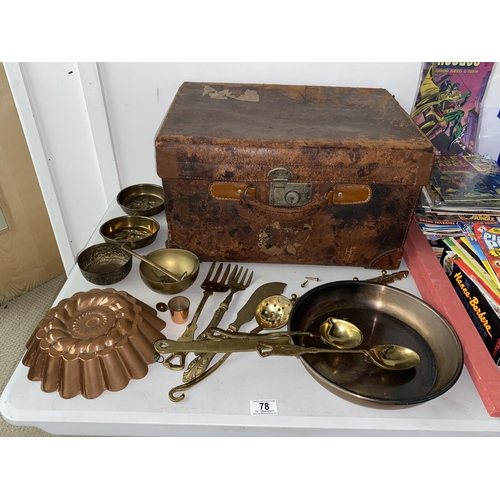 78 - A vintage leather suitcase and assorted ornamental brassware