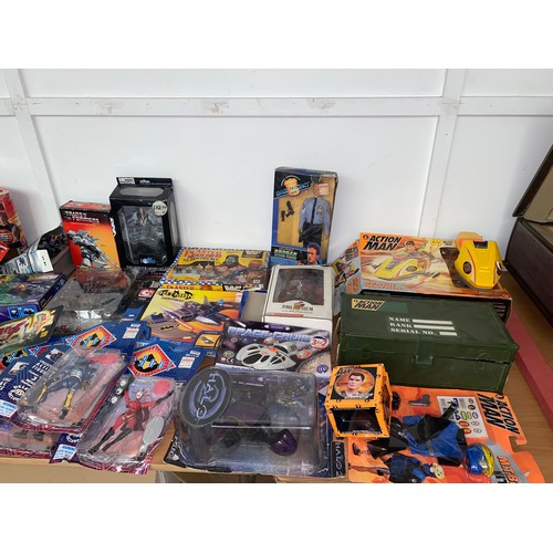 73 - A large collection of vintage action figures etc including Action Man, Transformers and Star Wars