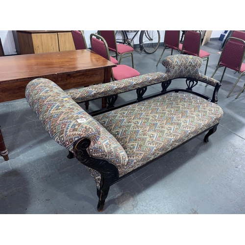 142 - A mahogany framed chaise