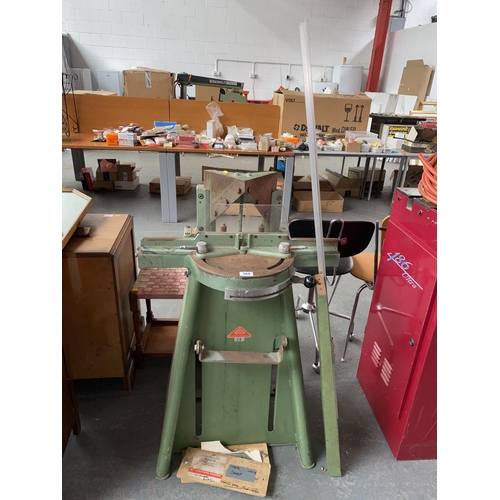 Lot 568       