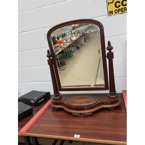 44 - An Edwardian mahogany dressing table mirror