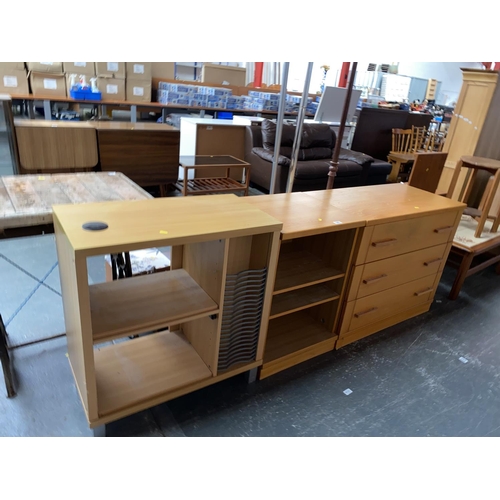540 - Pine furniture including chest of drawers, bedside unit etc