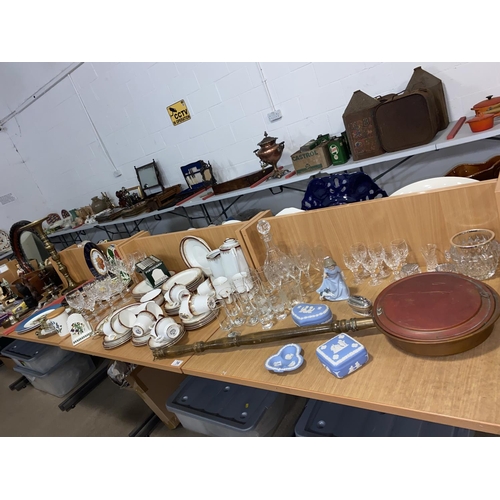 14 - A collection of mixed glass and china etc including Wedgwood, Nao, Port Meirion etc together with a ... 