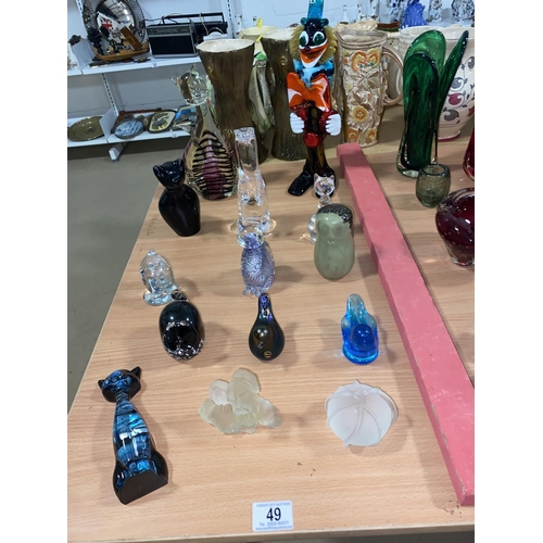 49 - Various glass animal figures including Wedgwood, Bath glass, Caithness, Murano etc.