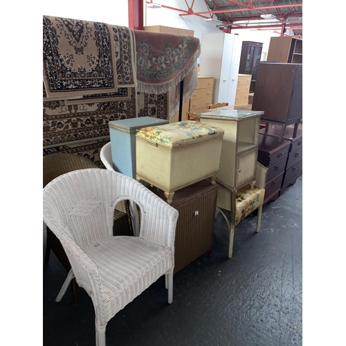 444 - A quantity of lloyd loom style furniture