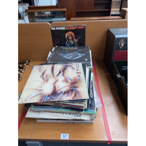 507 - Mixed genre vinyl LP's including Supertramp, Neil Diamond etc.