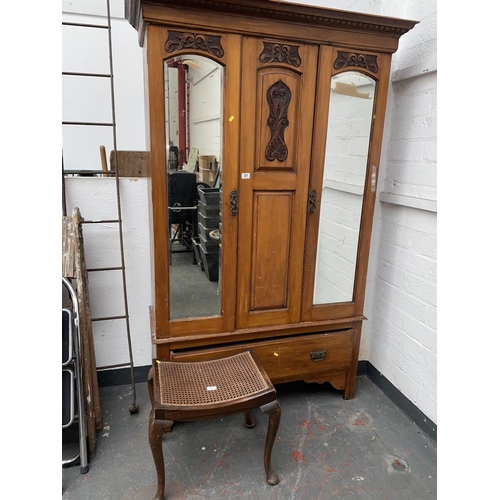 Lot 301       