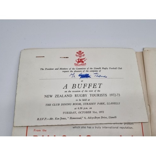 199 - A 1972 Llanelli V New Zealand rugby programme complete with the signatures of the All Black squad an... 