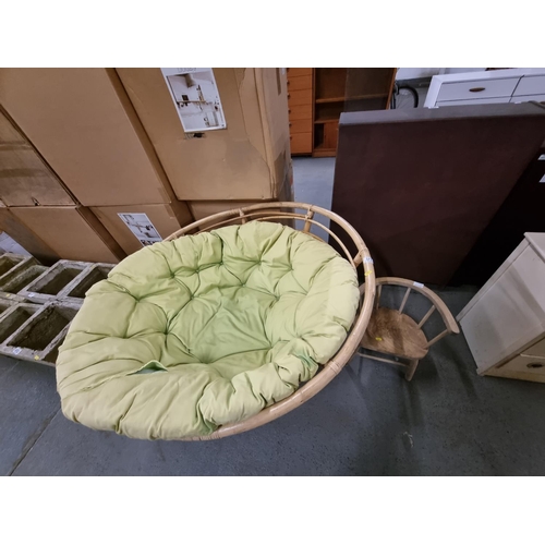 571 - A vintage Papasan chair and kids chair