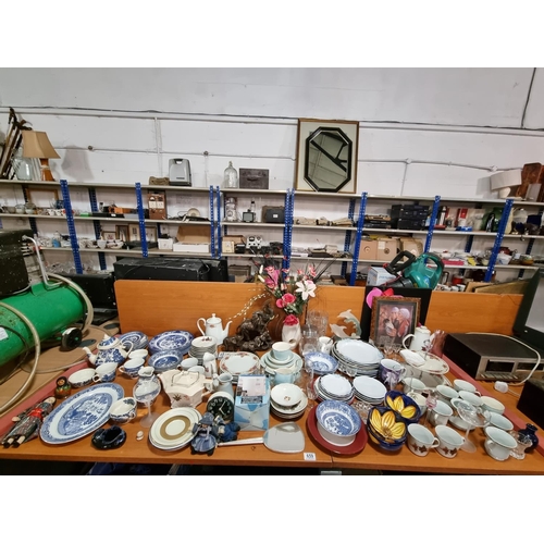 659 - A collection of glassware and china