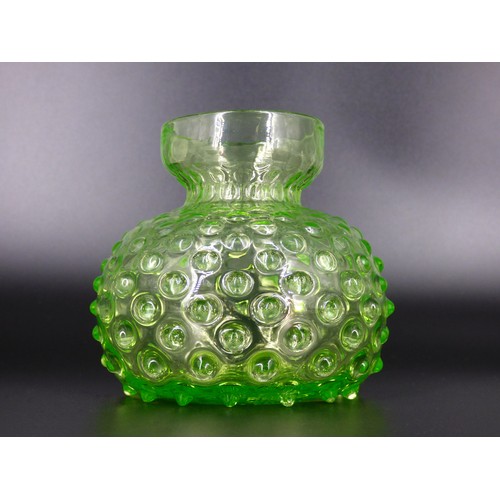 85 - Victorian yellow uranium glass hobnail hyacinth vase, possibly Smart Brothers.
Height 11cm, diameter... 