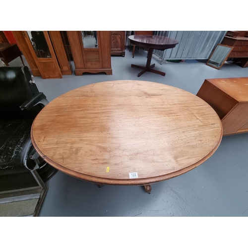 122 - A mahogany tilt top dining table on tripod base