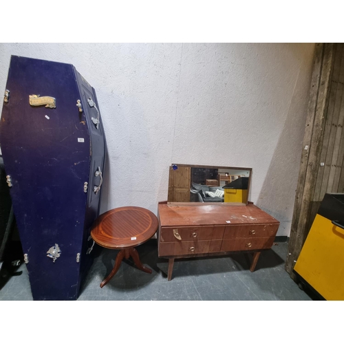 421 - Mahogany dressing table and mirror, side table and painted coffin