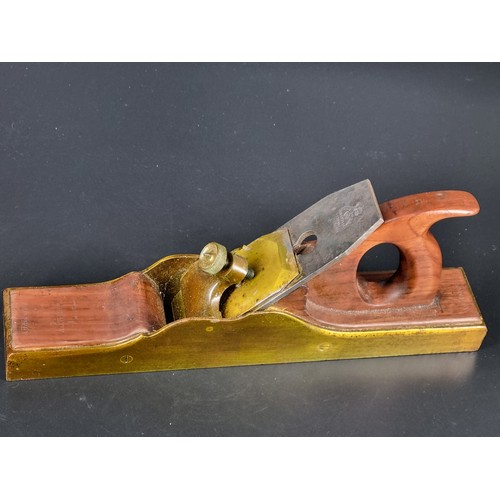 237 - A large I and H Sorby - Sheffield - wood plane - the length of the plane is 16 inches