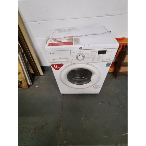 438 - An LG washing machine