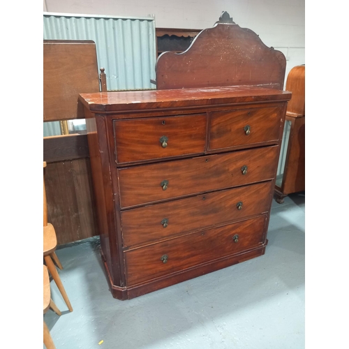 124 - A mahogany two over three chest of drawers